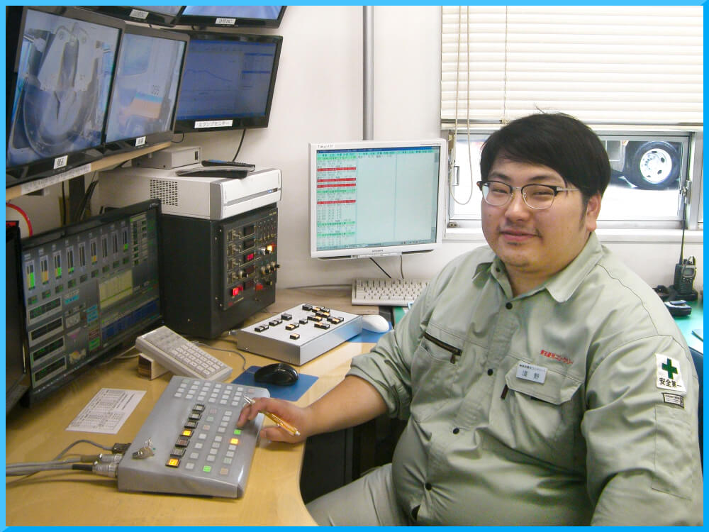 先輩社員の声　淺野光輝